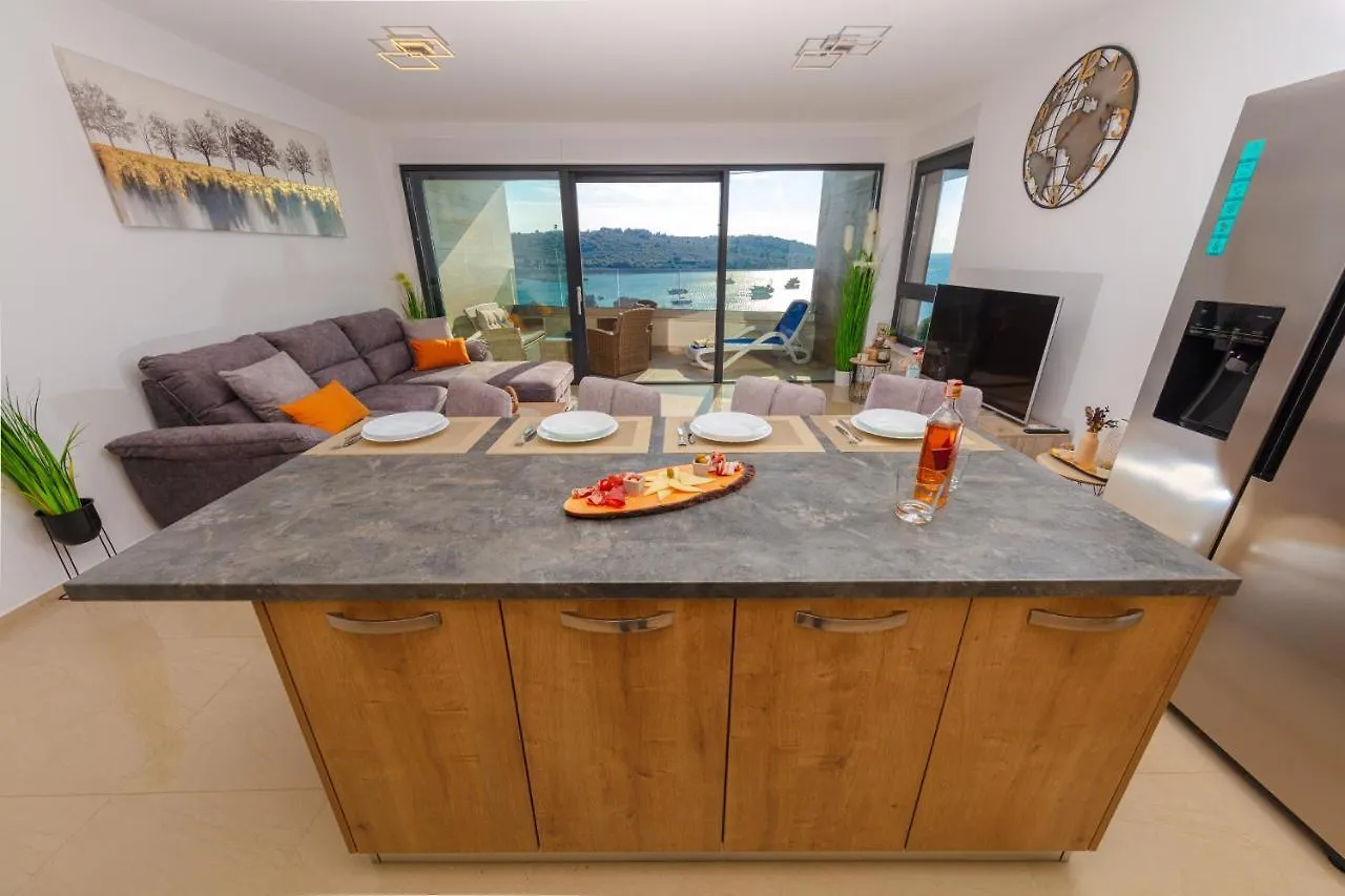 Apartman Gardenia Banjole 0*,